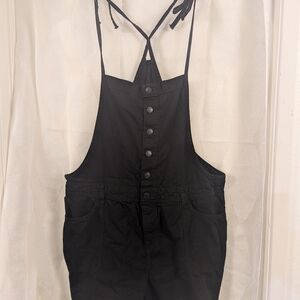 Black Women's Overall Shorts